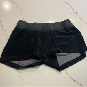 Black Hard Tails Size Medium